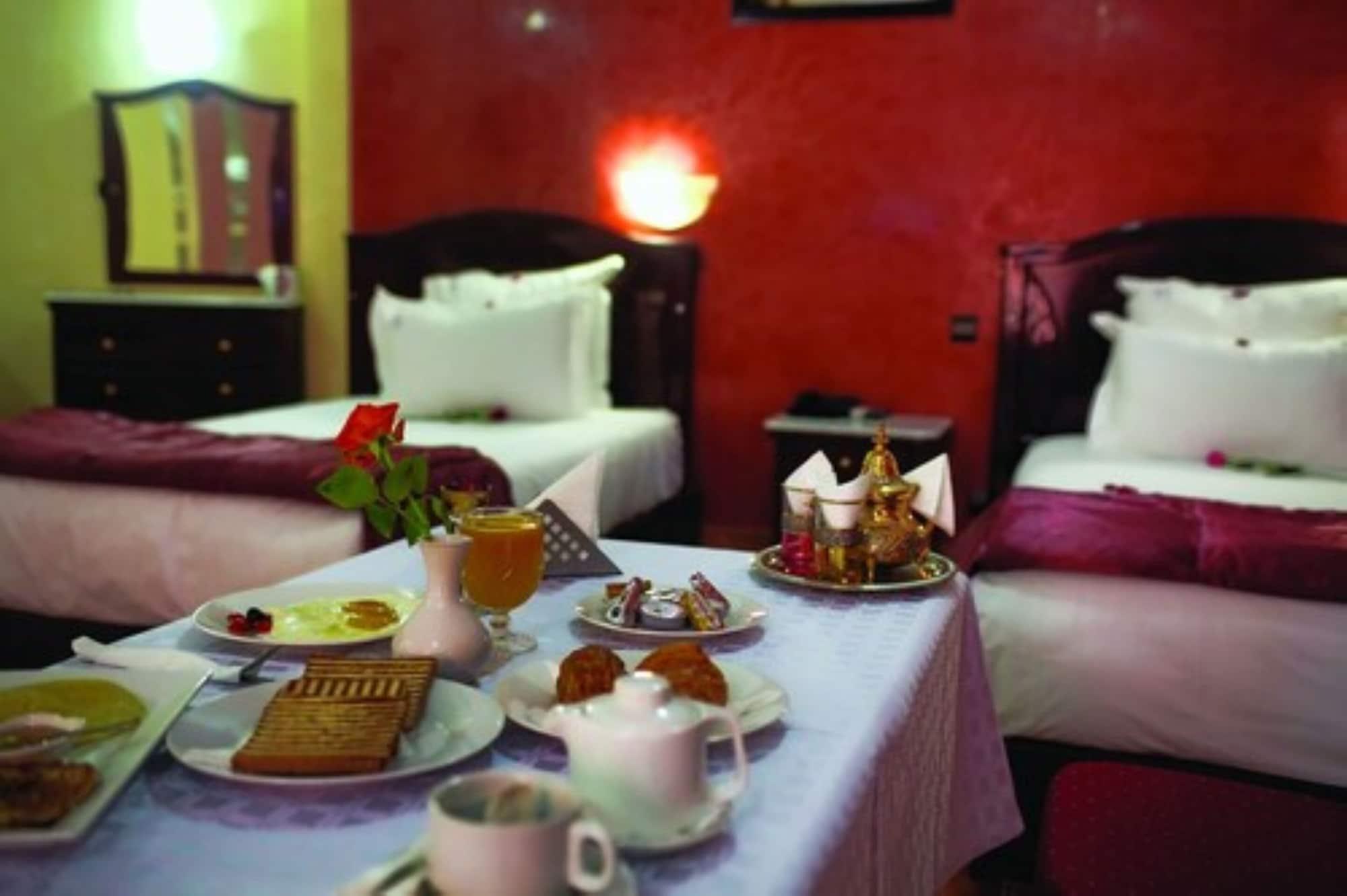 Hotel Les Ambassadeurs Маракеш Екстериор снимка
